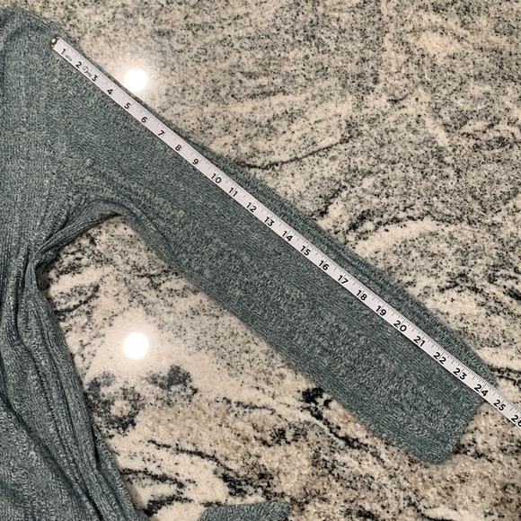 Lilly Morgan, size XL, tie at the bottom, greenishblue and white with pinstripes - Picture 6 of 10